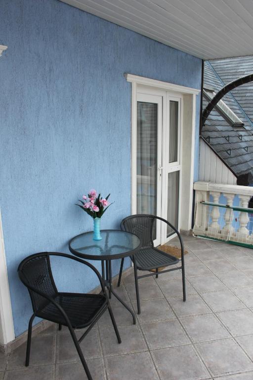 Blue Villa Appartement House Heviz Exterior photo